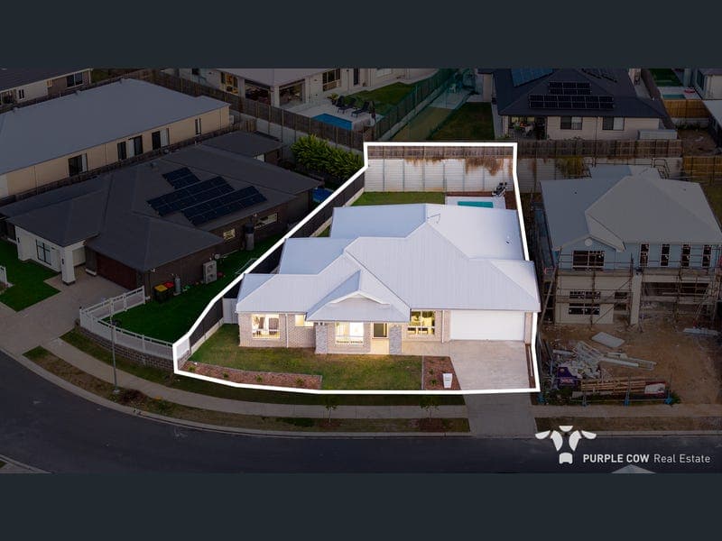 46 Torres Way, Spring Mountain — photo 1 of 5