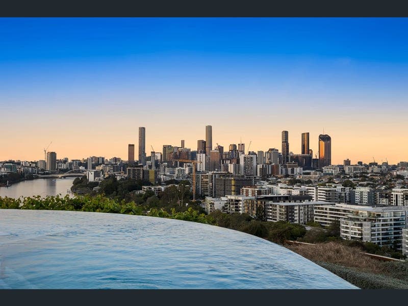 10201/600 Coronation Drive, Toowong — photo 1 of 5