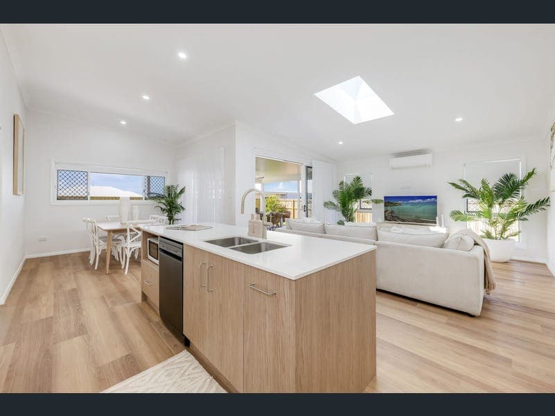 46 Wisteria Street, Bargara — photo 1 of 5