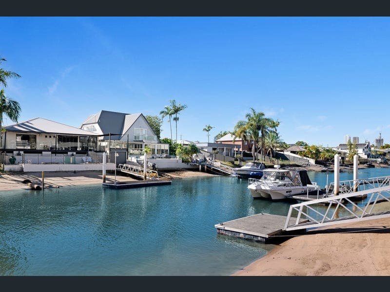 65 Kalimna Drive, Broadbeach Waters — photo 1 of 5