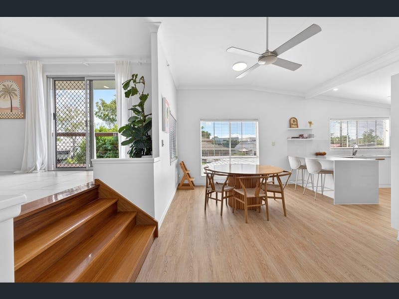 33 Broadsea Avenue, Maroochydore — photo 1 of 5