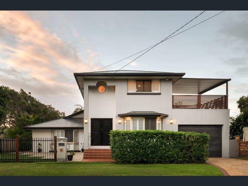 2 Twenty Fourth Avenue, Brighton — photo 1 of 5