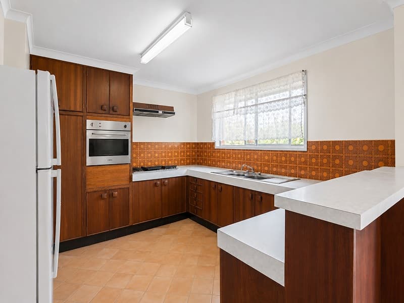 38 Sardon Street, Centenary Heights — photo 1 of 5