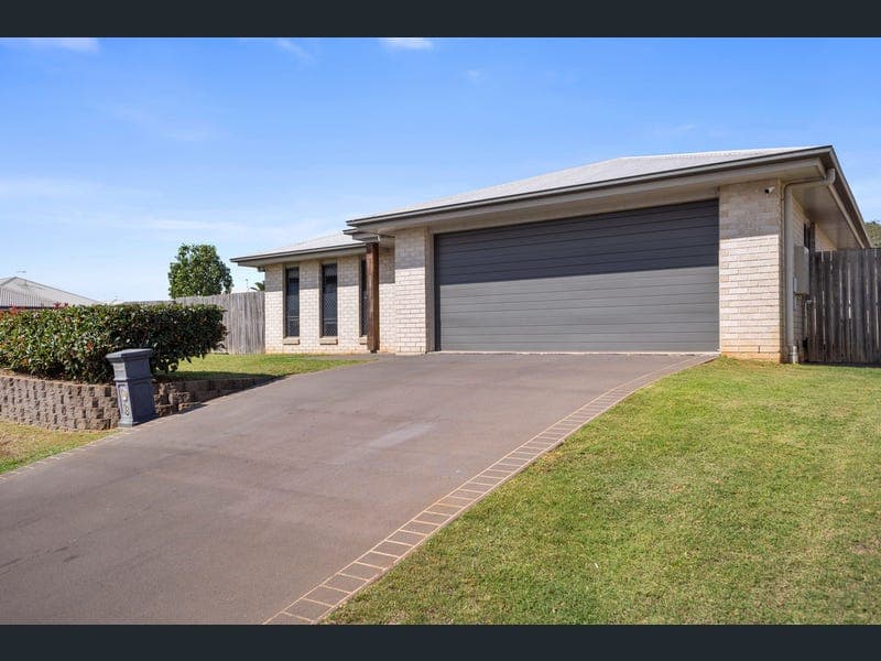 3 Roy Close, Westbrook — photo 1 of 5