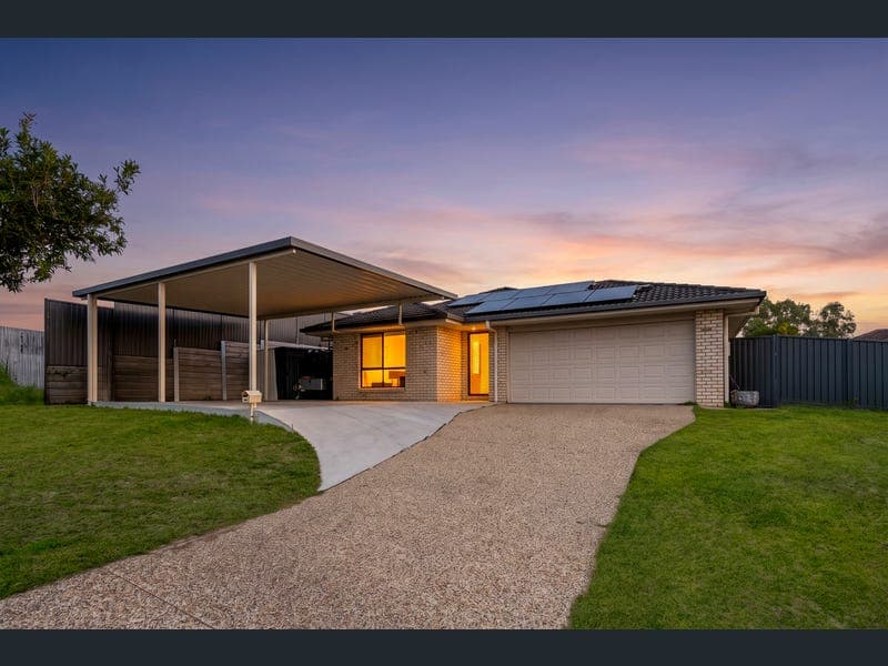 9 Edgeware Road, Pimpama — photo 1 of 5