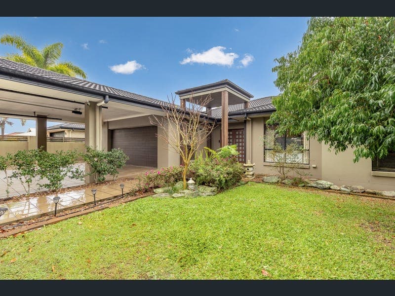 43 Bauhinia Drive, Kawungan — photo 1 of 5