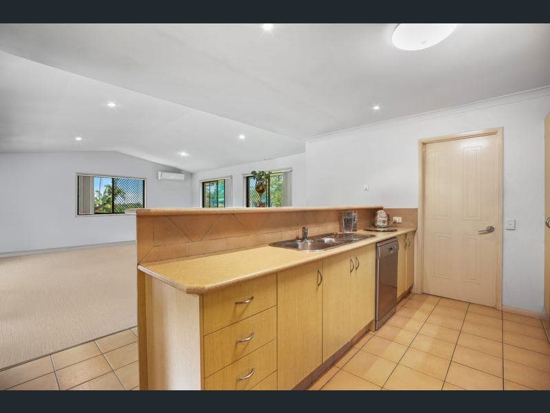 23 Saint Stephens Drive, Upper Coomera — photo 1 of 5