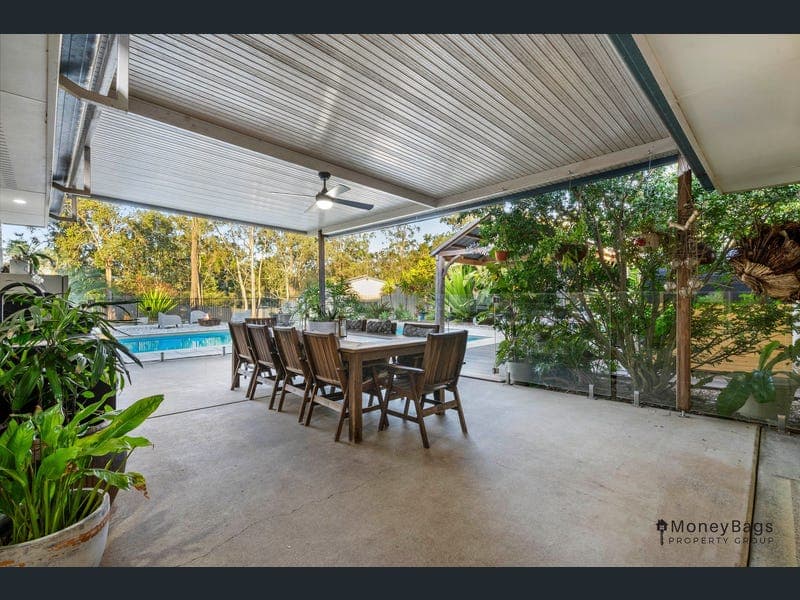 12 Candle Nut Court, Flagstone — photo 1 of 5