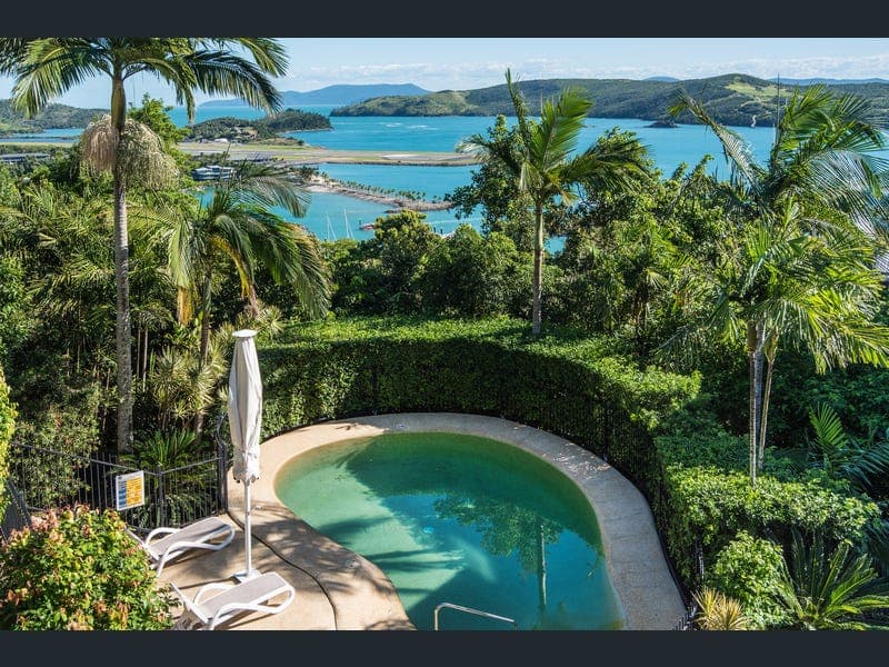 21/5 Banksia Court, Hamilton Island — photo 1 of 5