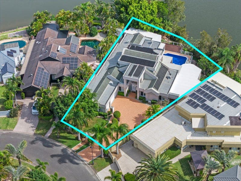 40 Kuranda Drive, Robina — photo 1 of 5