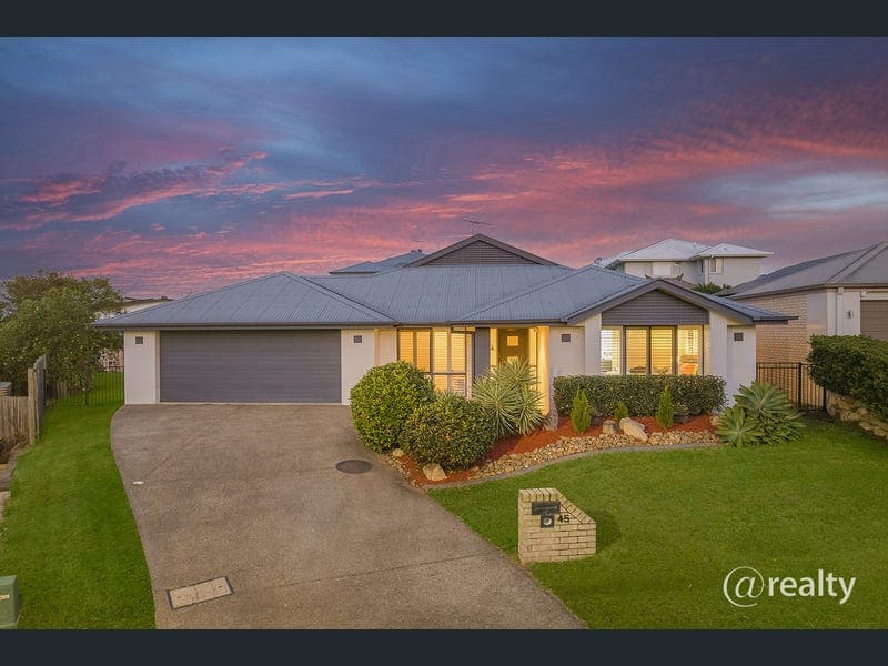 45 Castlewellan Circuit, Warner — photo 1 of 5