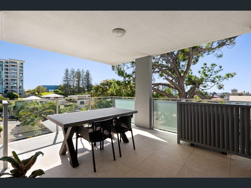 14/33-35 Saltair Street, Kings Beach — photo 1 of 5