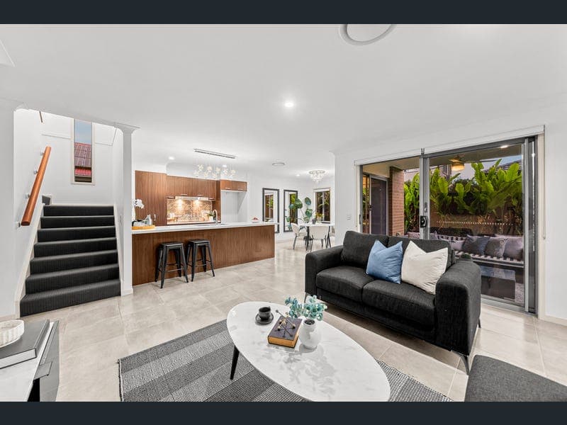 22 Splendid Close, Pallara — photo 1 of 5