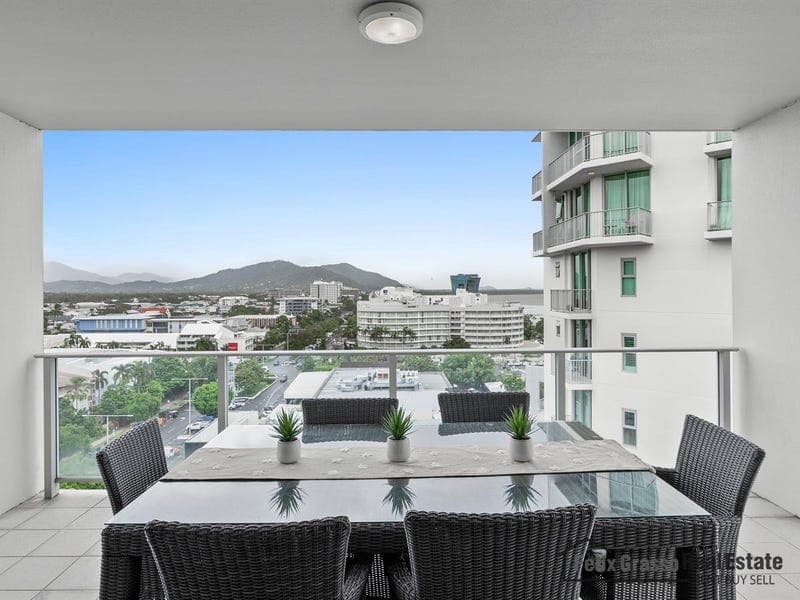 31101/2 Aplin Street, Cairns City — photo 1 of 5