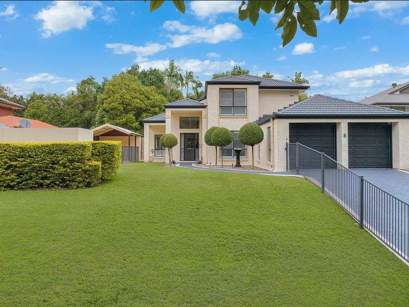 8 Country Club Drive, Albany Creek — photo 1 of 5