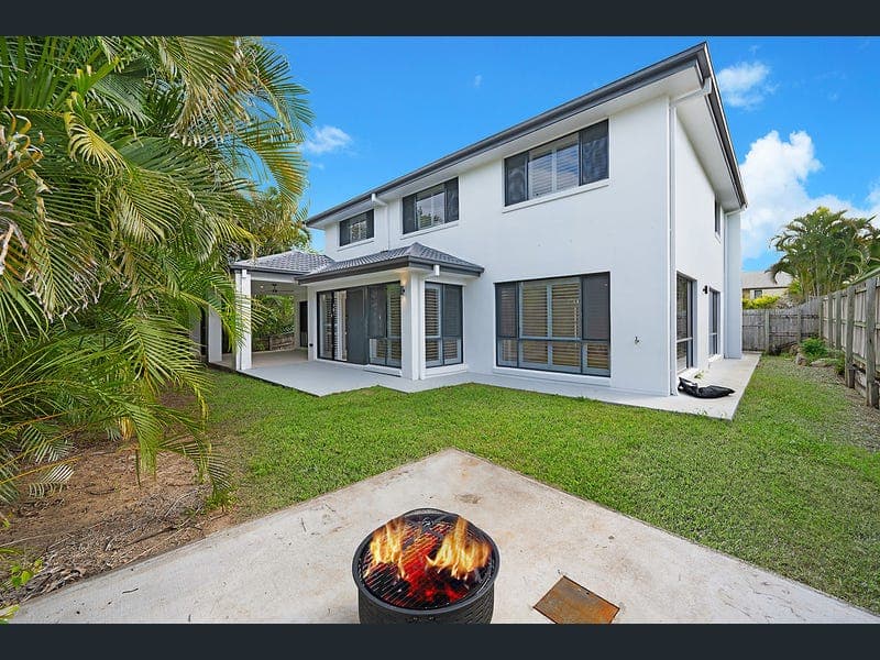36 Palmetto Place, Bridgeman Downs — photo 1 of 5