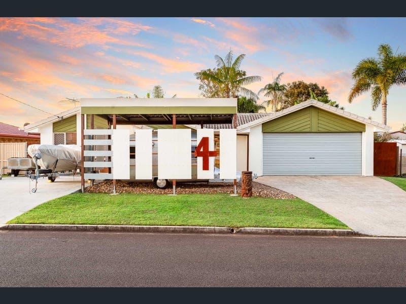 4 Ceccato Drive, Murrumba Downs — photo 1 of 5