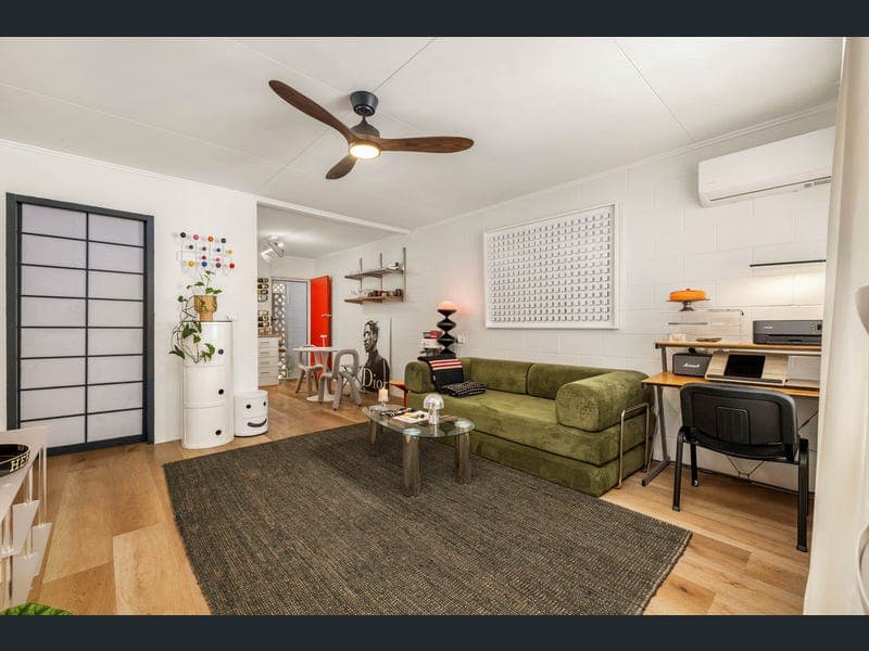 2/57 Westerham Street, Taringa — photo 1 of 5