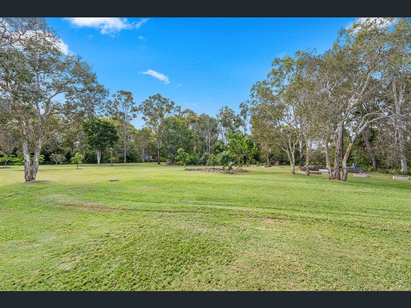 5 - 9 Diamantina Drive, Howard — photo 1 of 5