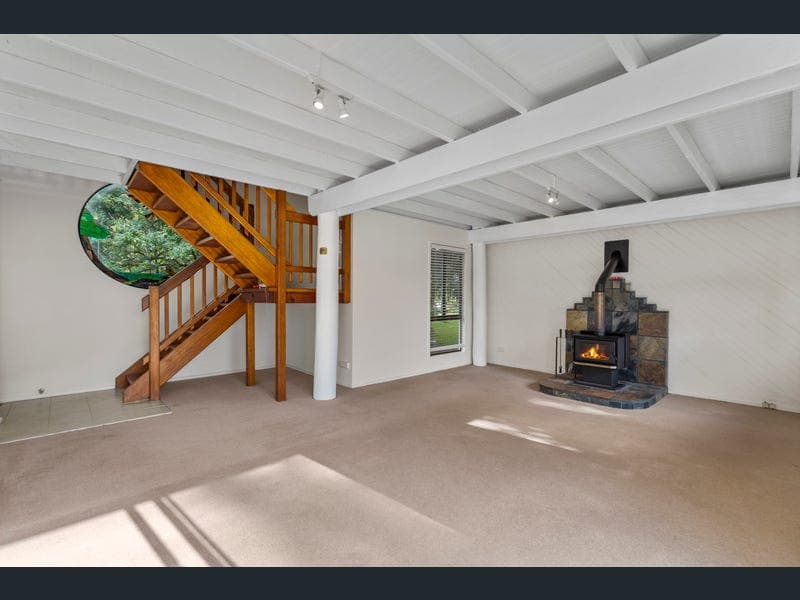 9 Gretty Lane, Lower Beechmont — photo 1 of 5