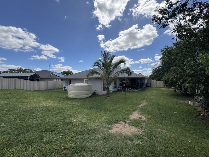29 Wenck Street, Moura — photo 1 of 2