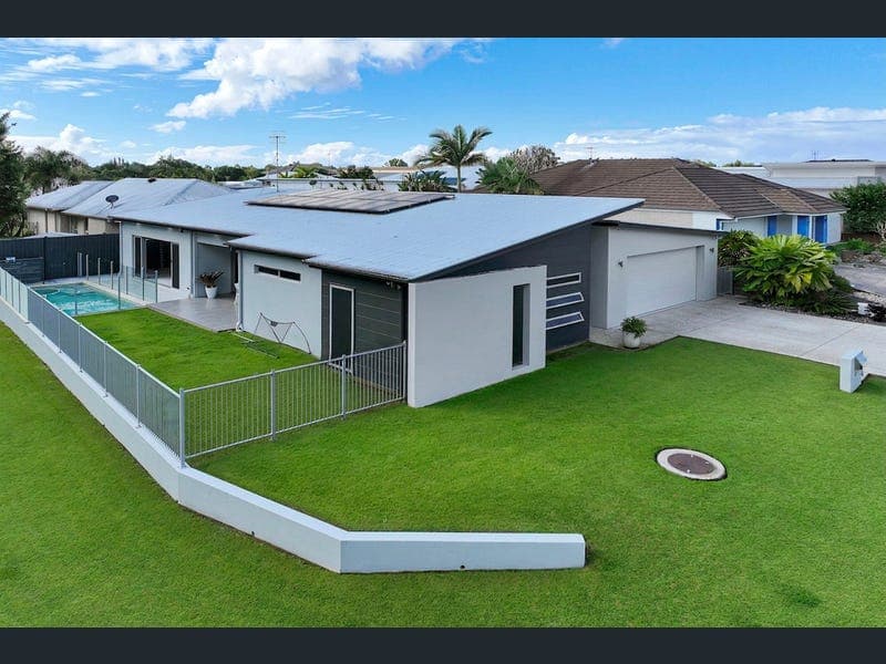 39 Waterhole Place, Bli Bli — photo 1 of 5