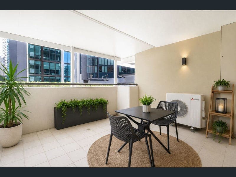 1705/212 Margaret Street, Brisbane City — photo 1 of 5