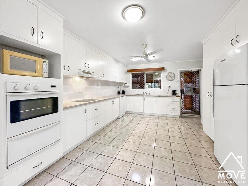 79 Fitzroy Street, Heatley — photo 1 of 5