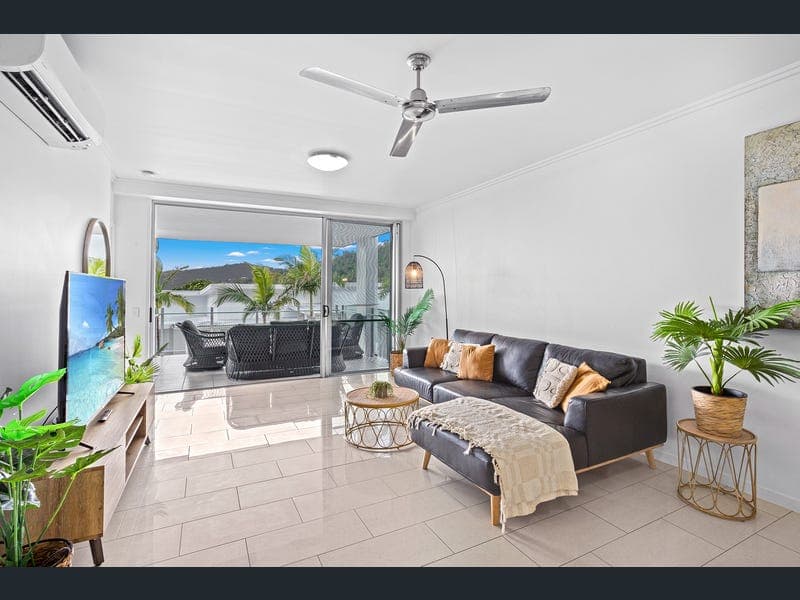 43/15 Flame Tree Court, Airlie Beach — photo 1 of 5