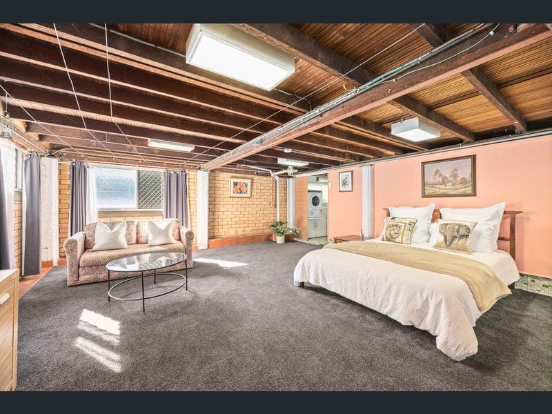 28 Millicent Street, Moorooka — photo 1 of 5
