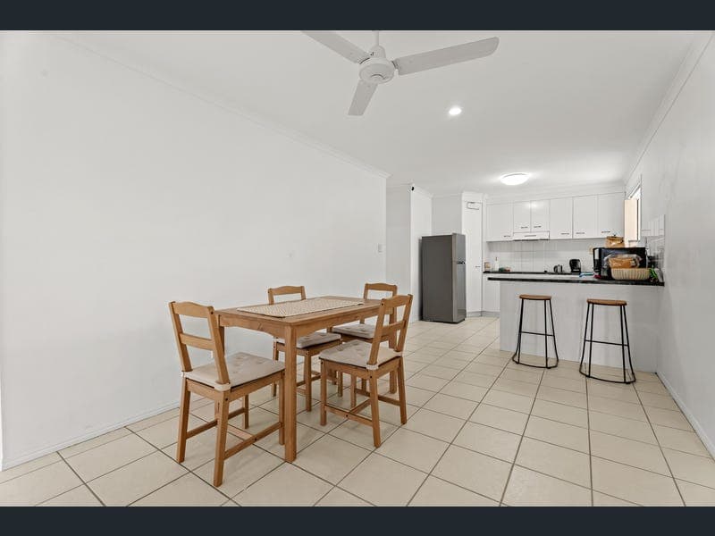51 Wide Bay Drive, Eli Waters — photo 1 of 5