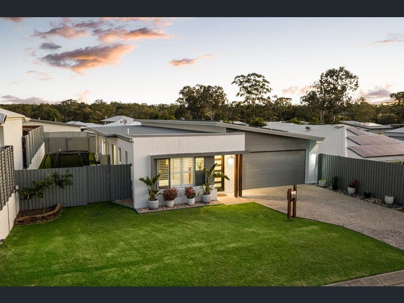 20 Girraween Crescent, Capalaba — photo 1 of 5