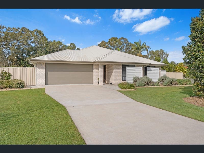 36 Meadow Drive, Dundowran Beach — photo 1 of 5