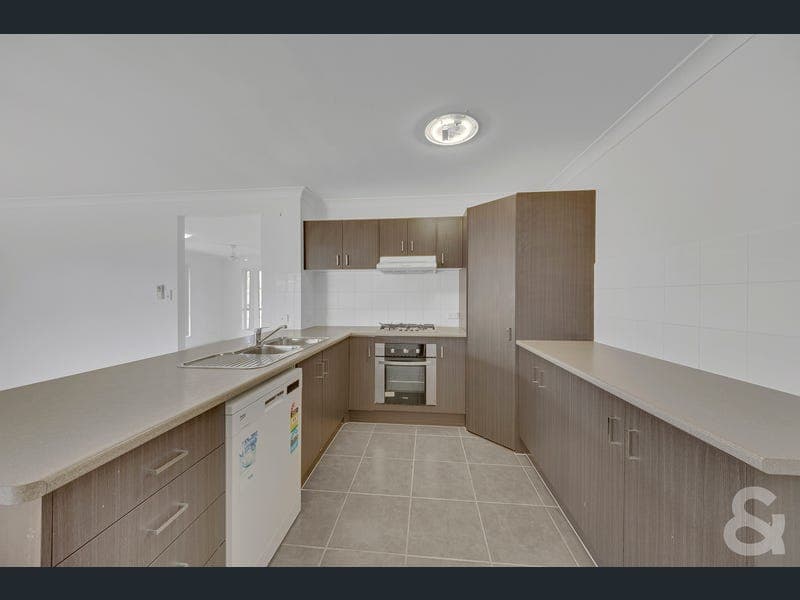 9 Hawkesbury Road, Calliope — photo 1 of 5