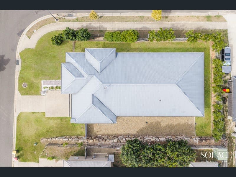 23 Lenthall Street, Boyne Island — photo 1 of 5