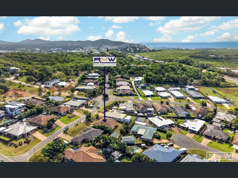 4 Plahn Drive, Taroomball — photo 1 of 5