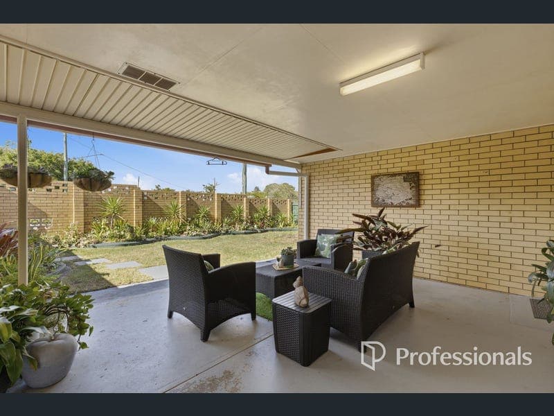 10 Mawarra Crescent, Ferny Hills — photo 1 of 5