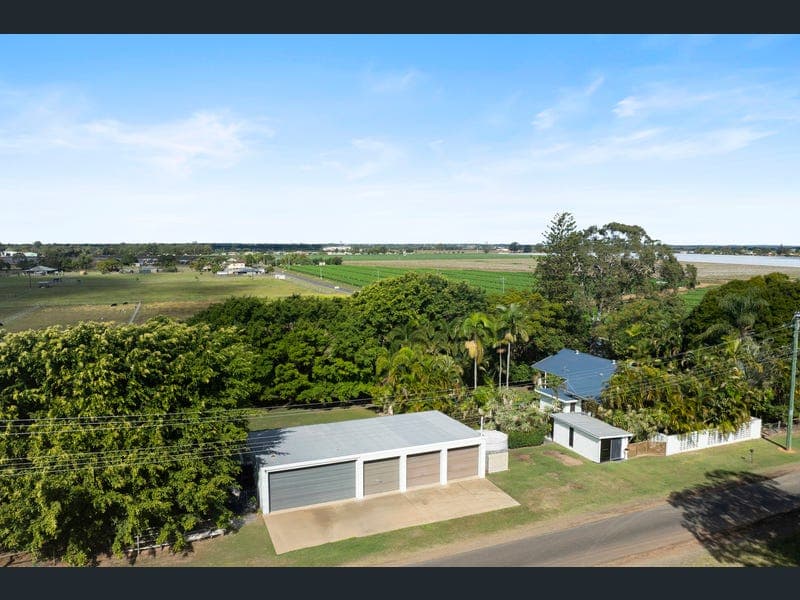 4 Martins Road, Gooburrum — photo 1 of 5