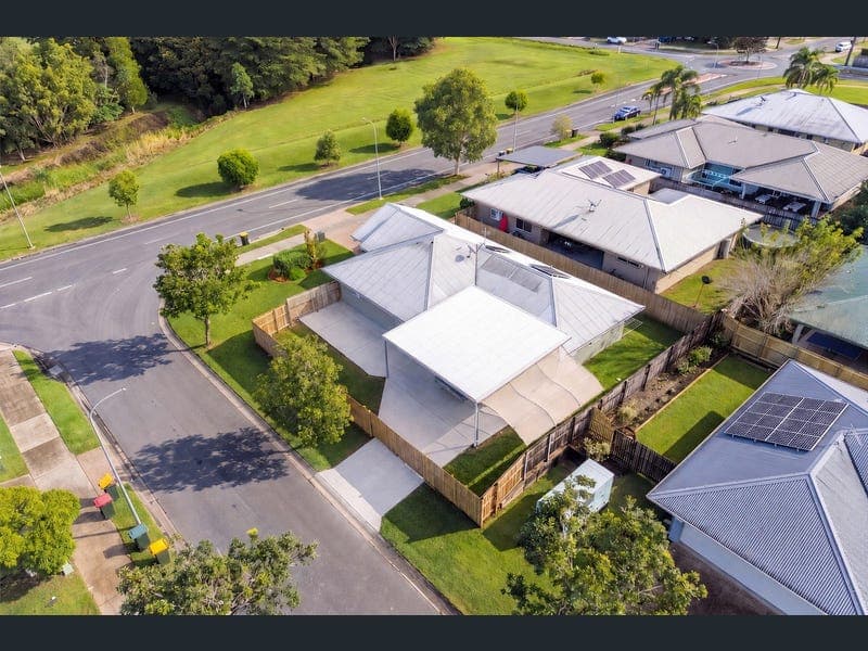 30 Kidman Street, White Rock — photo 1 of 5