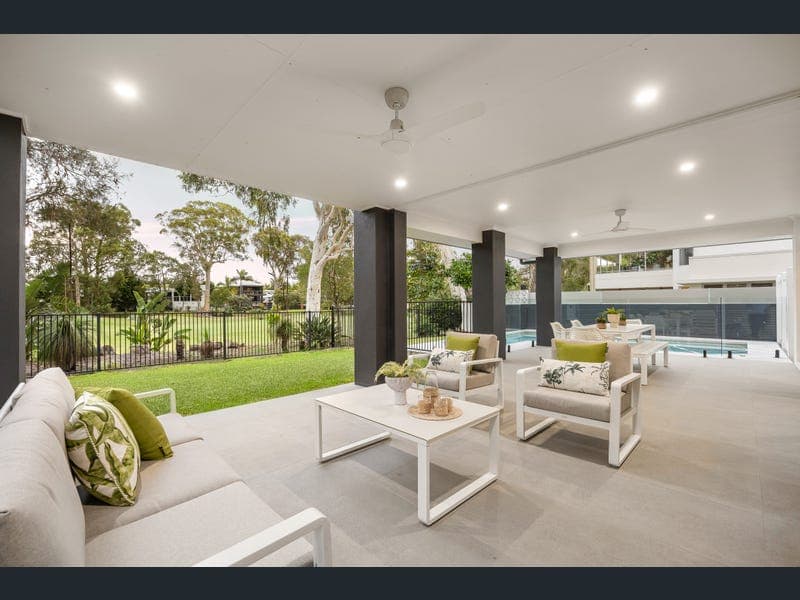 33 Lakeside Drive, Peregian Springs — photo 1 of 5