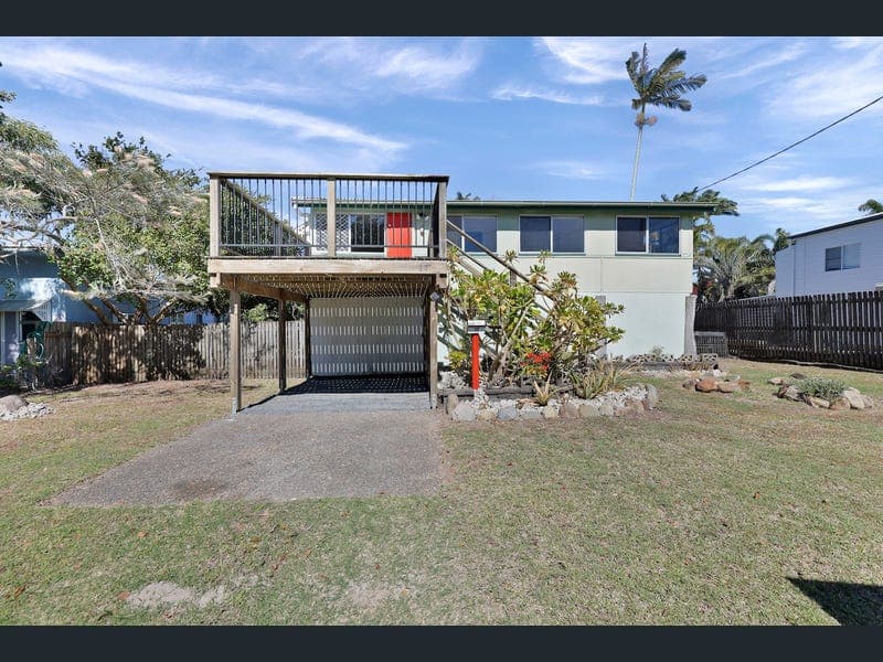 17 Tern Street, Slade Point — photo 1 of 5
