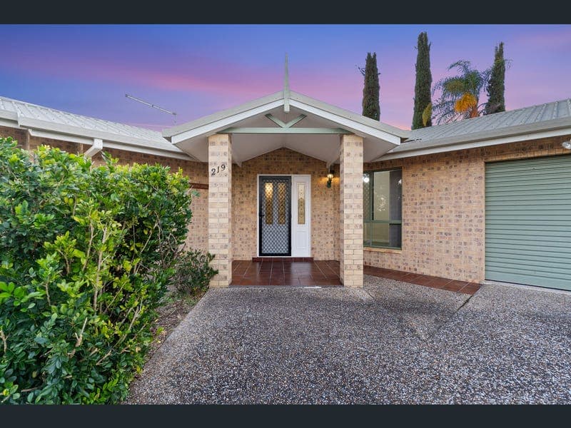 219 German Street, Norman Gardens — photo 1 of 5