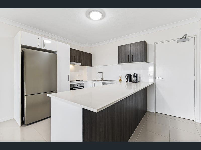 9/11 View Street, Chermside — photo 1 of 5