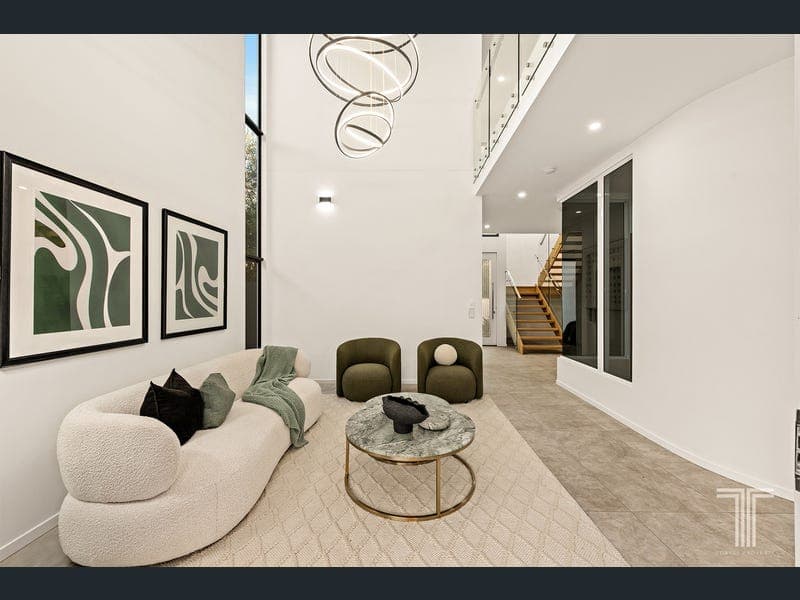 16A Sector Street, Coorparoo — photo 1 of 5