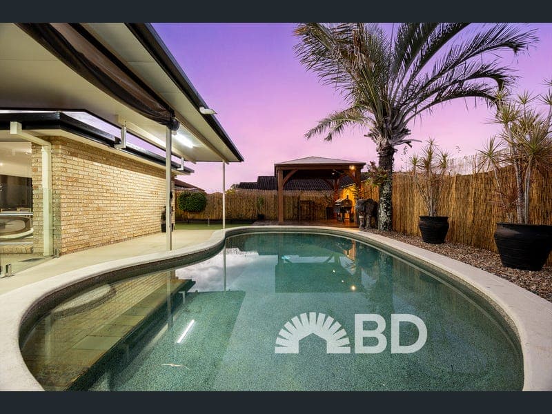 4 Tamarillo Circuit, Narangba — photo 1 of 5