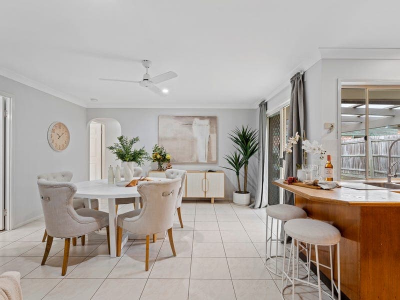 6 Allarton Street, Coopers Plains — photo 1 of 5