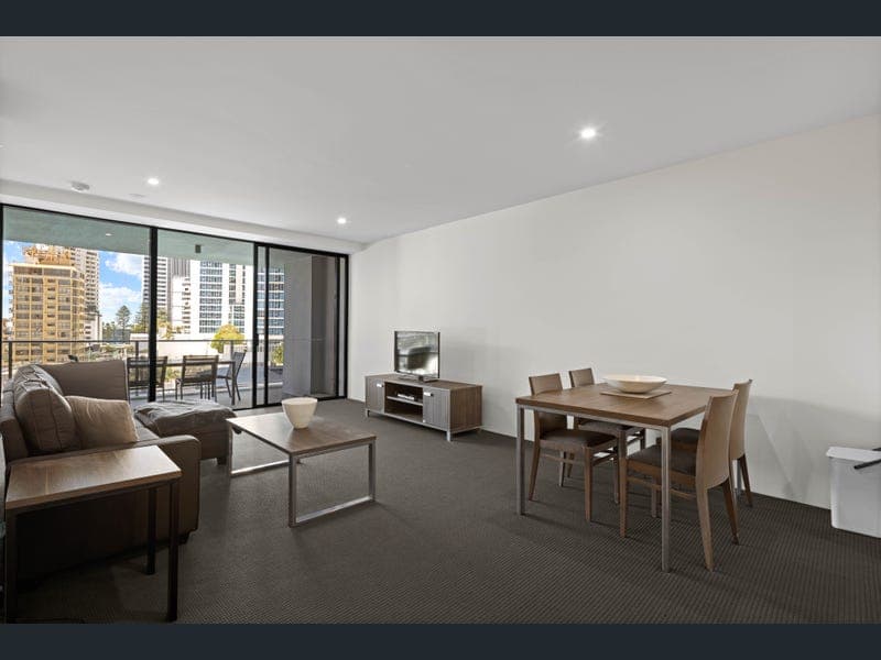 2052/9 Ferny Avenue, Surfers Paradise — photo 1 of 5