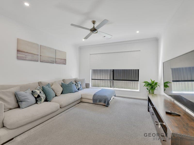 26 Ewingsdale St, Doolandella — photo 1 of 5