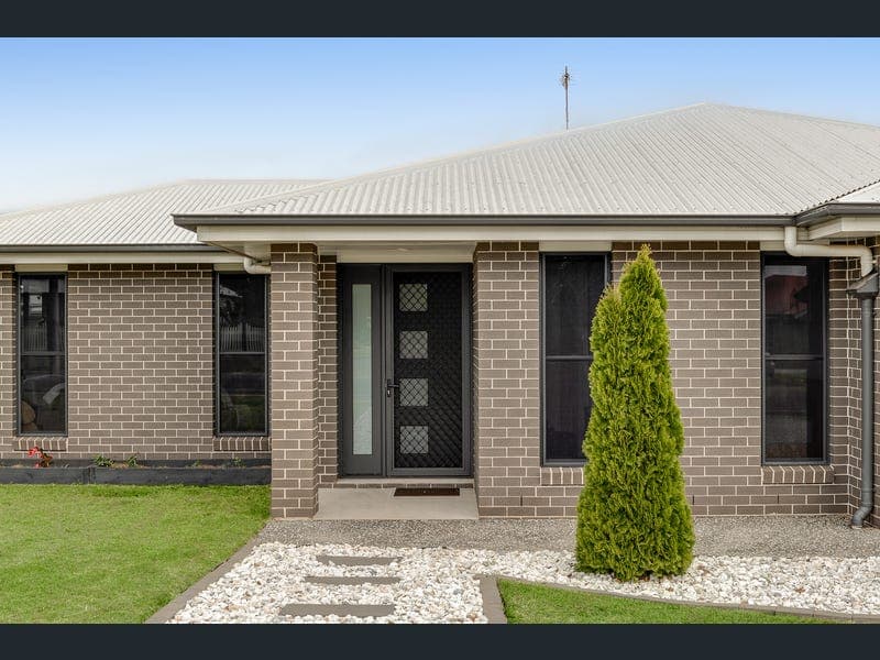 188 Nelson street, Kearneys Spring — photo 1 of 5