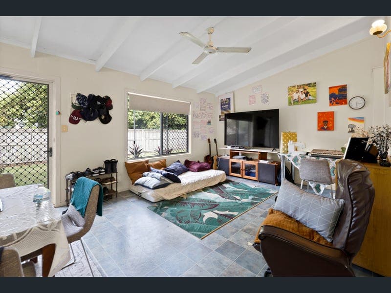 2/9 Kate Street, East Mackay — photo 1 of 5